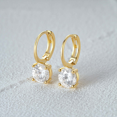 925 Sterling Perak Datang 18K Plating Emas Solitaire Putih Kubik Zircon Huggies Earrings