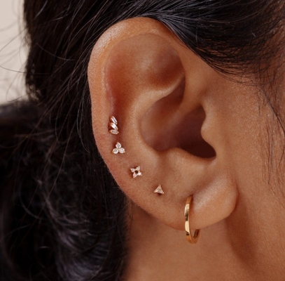 Triple White Cubic Zircon Threaded Flat Back 925 Sterling Silver Earrings Ekspres Pengiriman