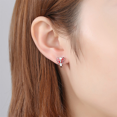Kupu-kupu Enamel Merah Anak-anak Sterling Perak Hoop Earrings Putih Emas Lapisan