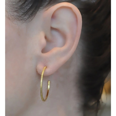 Earrings 925 Sterling Silver 18K Gold Hoop Kontemporer Dengan Logo Pelanggan 30*30mm