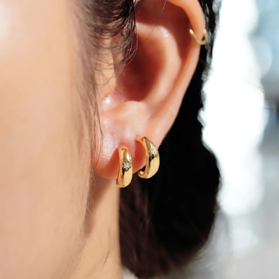 Jenis sertifikat Penilaian pihak ketiga 925 Sterling Silver North Star Half Hoop Earrings