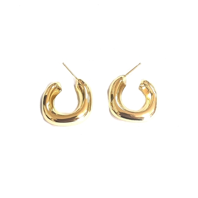 Customization 18K Gold Brass Hoop Earrings ODM Wanita Earrings Hoop Earrings