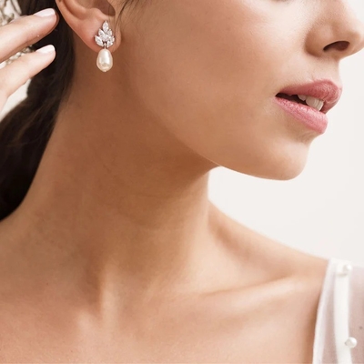 18K Plating Earrings Putih Pearl Earrings Pernikahan