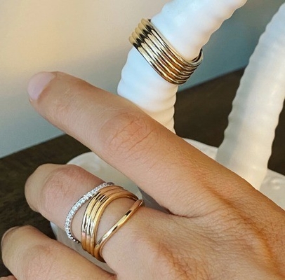 Elegant 18K Gold Plated Wedding Nova Band Stainless Steel Rings untuk Gadis