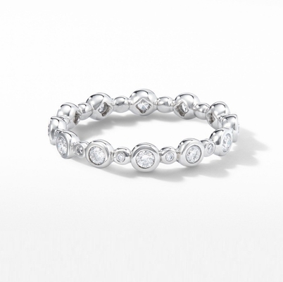 Klasik Zircon Eternity Band Perhiasan Plating Emas US Ukuran 10 Clear CZ Ring