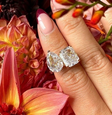 925 Sterling Perak Dua Batu Cincin Pertunangan Dengan Pengaturan Prong Dan Batu CZ Putih