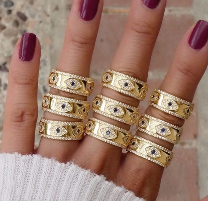 Blue Sapphire White CZ Eye Wanita Eternity Band Kuningan Eternity Ring Untuk Wanita