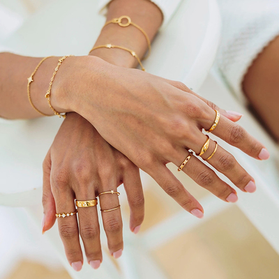 Trend Style Star Hollow Eternity Band Cincin dalam Perhiasan Perak 925 dengan 18K Plating Emas