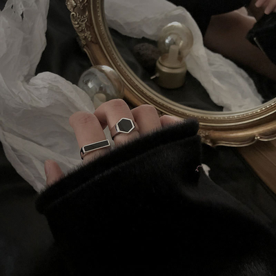 14K Gold Plated Black Agate Cuff Rings dalam 925 Perak untuk individu yang sadar gaya