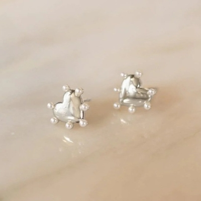 Hati Bentuk Mutiara Earrings Stud buatan tangan Di 925 Sterling Perak 14K Emas Untuk Gadis Fashion Perhiasan Mewah