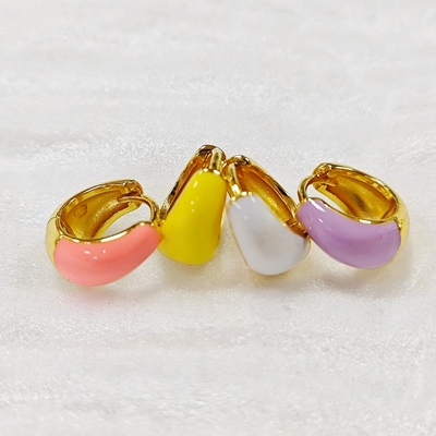 Perhiasan Wanita Mewah Kustom Anting-Anting Kecil Enamel Warna-warni Kubah Tebal Emas 18K Perak S925