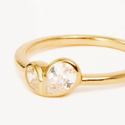 Minimalis Heart Symbol 925 Sterling Silver Ring dengan Channel Setting Inlay Technology