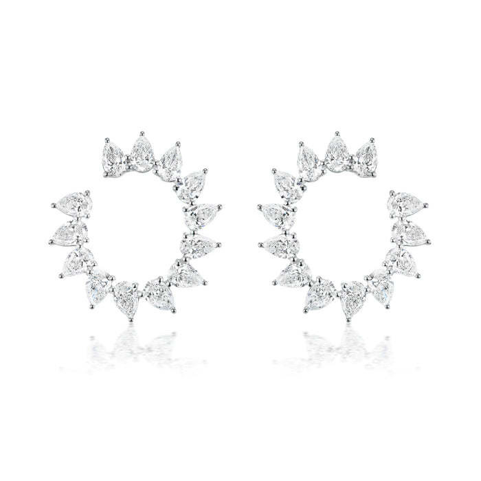 Unique Tear Drop Cut CZ Stud Earrings in Rhodium Plated Half Circle Shape untuk Wanita