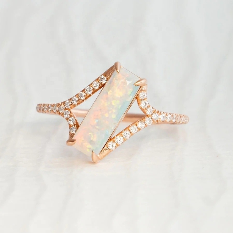 Baguette Cut Opal Snow Track Ring Ukuran 4 Ukuran 10 925 Perak Sterling Ring