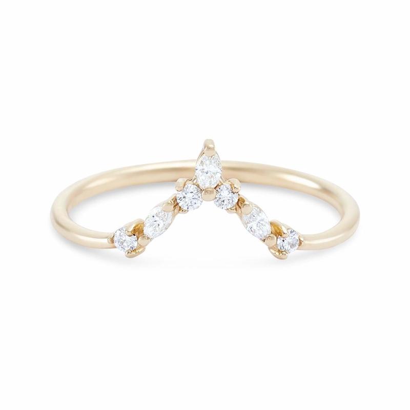 Cincin tumpukan berbentuk V dengan Around dan Marquise White CZ dalam Perak 925 Sterling