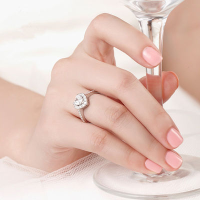 Kuningan Kreatif Bentuk Hati Jelas CZ 925 Sterling Perak Eternity Band Cincin Untuk Wanita Perhiasan