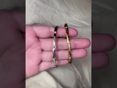 925 Perhiasan Perak Sterling, Kuningan dan Baja Tidak Karat Dari Pabrik Langsung