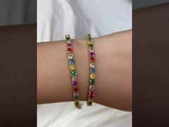 Detail Tahan Lama: Perhiasan Dibuat untuk Kehidupan Nyata (Baja & Perak)